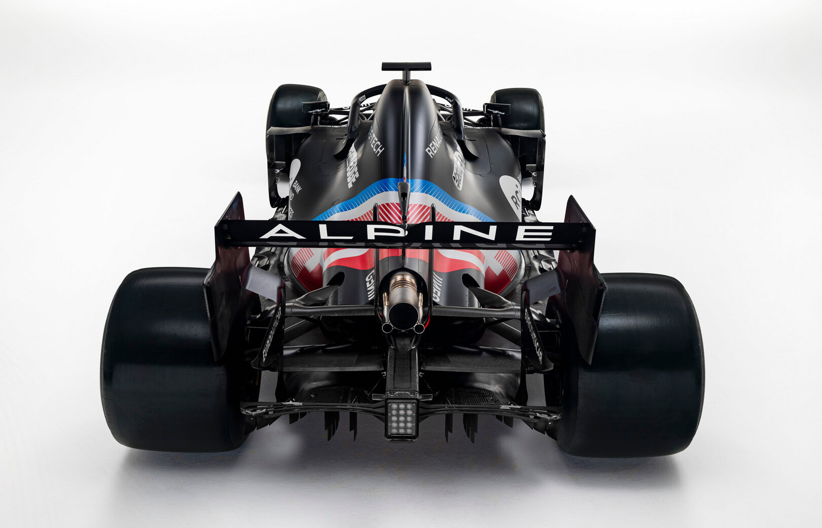Alpine влиза в F1, прави изцяло EV гама и модел с Lotus